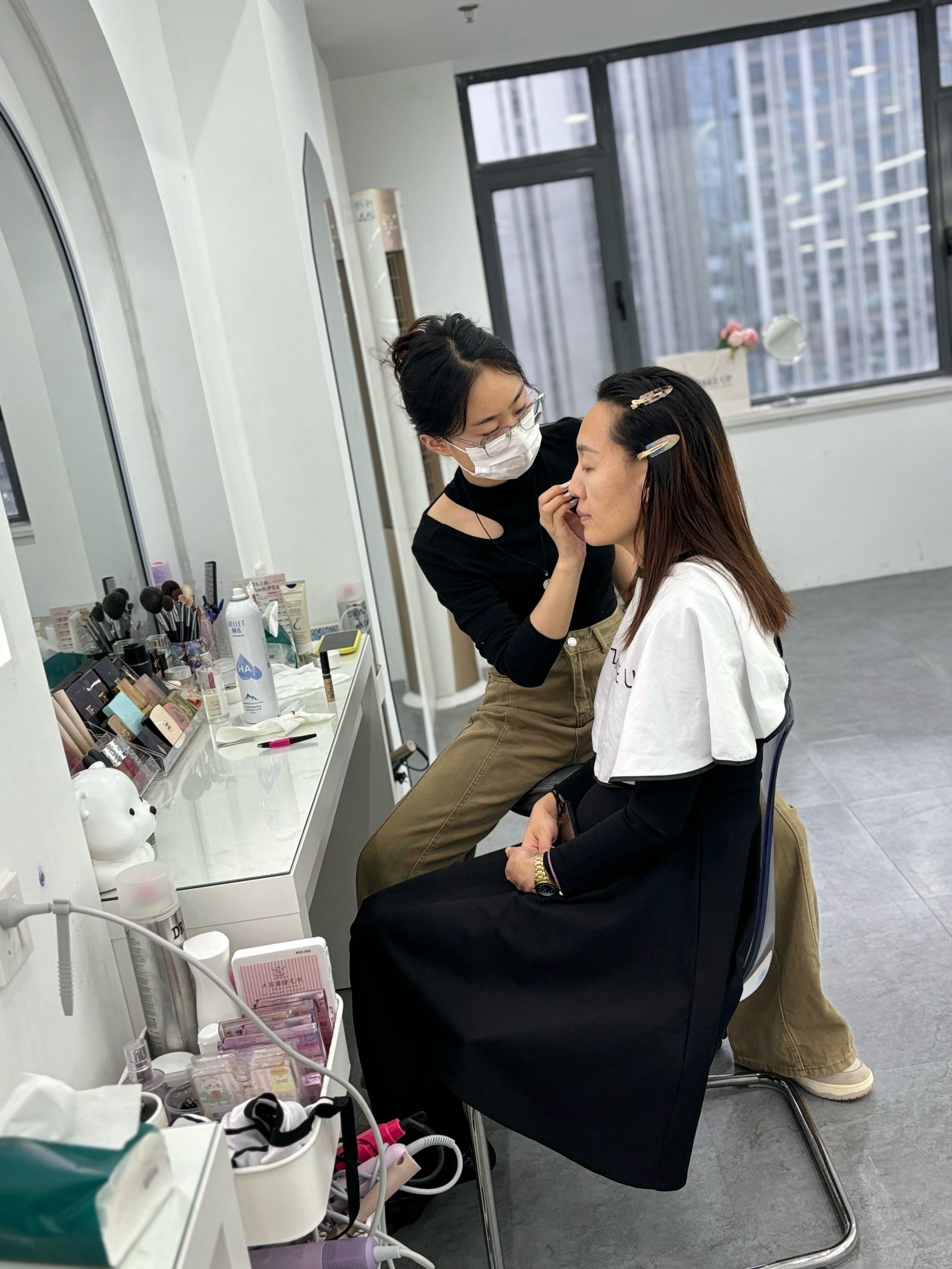 什么是化妆造型?婚纱摄影化妆造型?(图1)